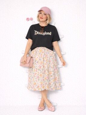 retro disneyland tee black size S casual dressy vacation style